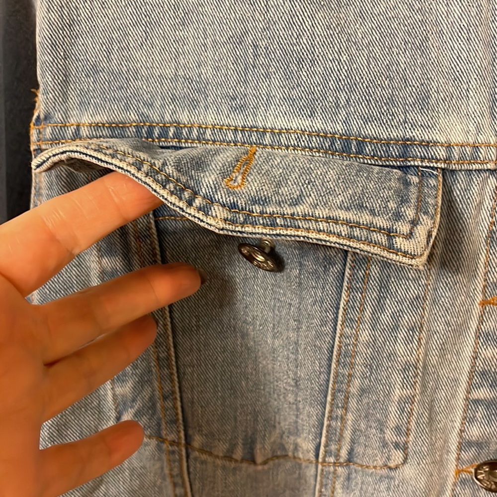 Jean Jacket - Picture 6 of 9